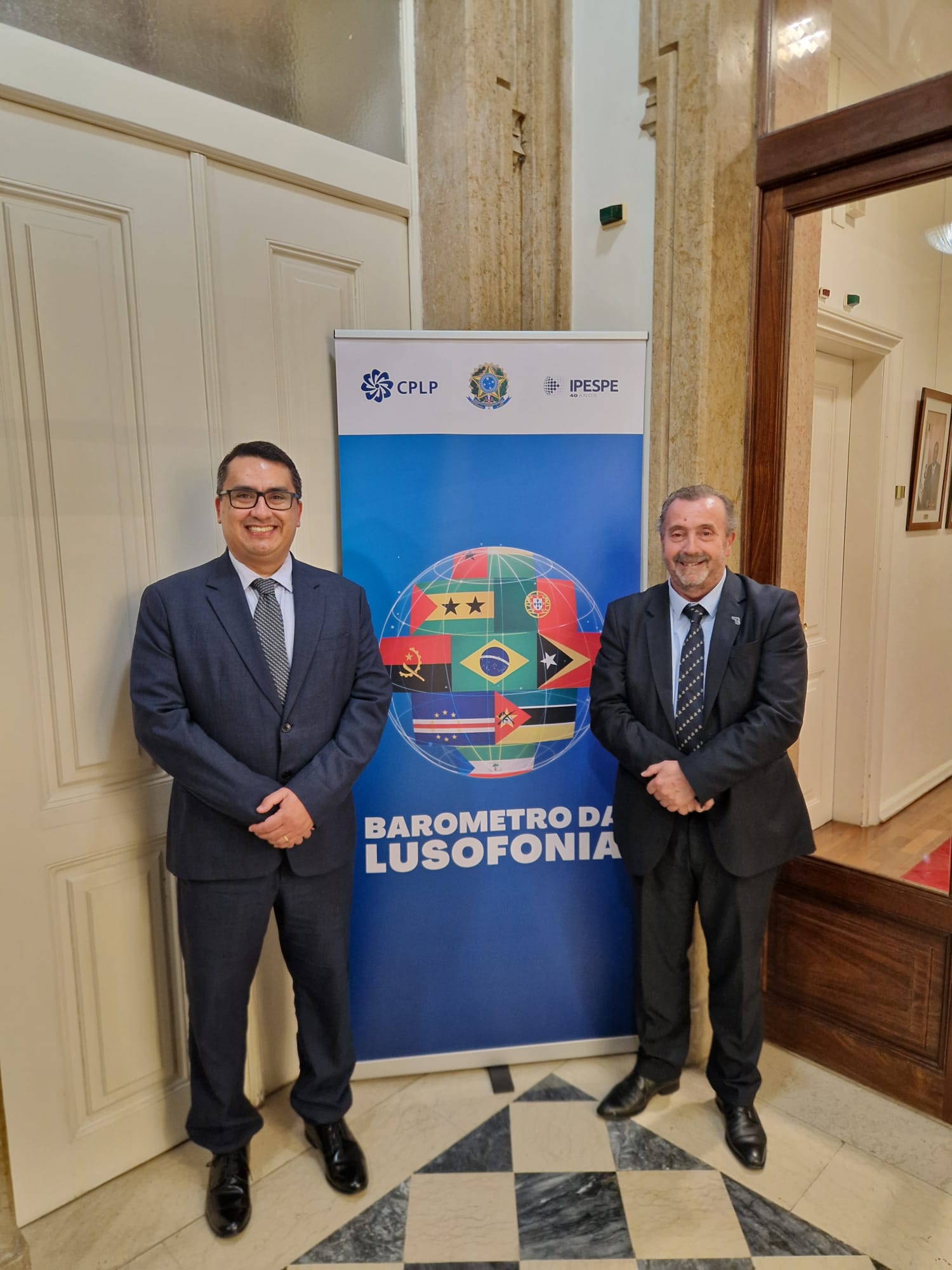 Daniel Caldeira e prof. Joaquim Caeiro, coordenadores da Comissão Temática de Administração e Políticas Públicas da CPLP